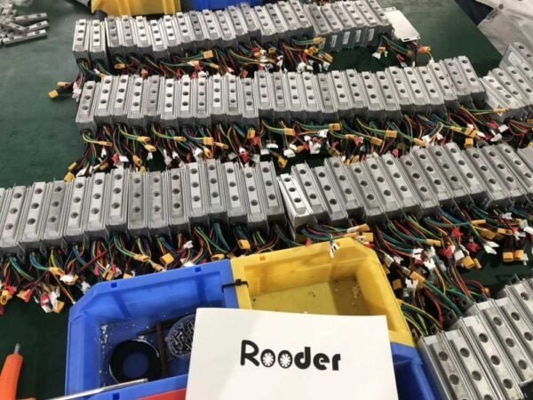 Böyüklər üçün Elektrikli Skuterlər istehsalçısı