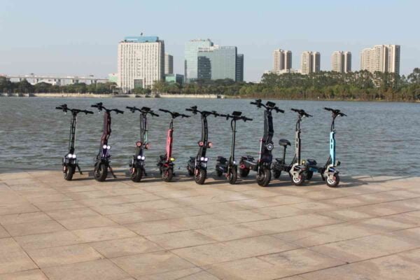 Qatlanan Elektrik Kick Scooter istehsalçısı