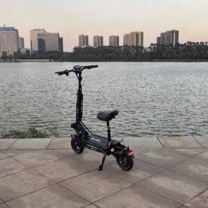 Oturacaq istehsalçısı olan yüngül qatlanan elektrik skuter