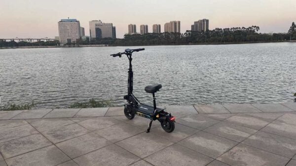 ikinci əl elektrikli skuter istehsalçısı